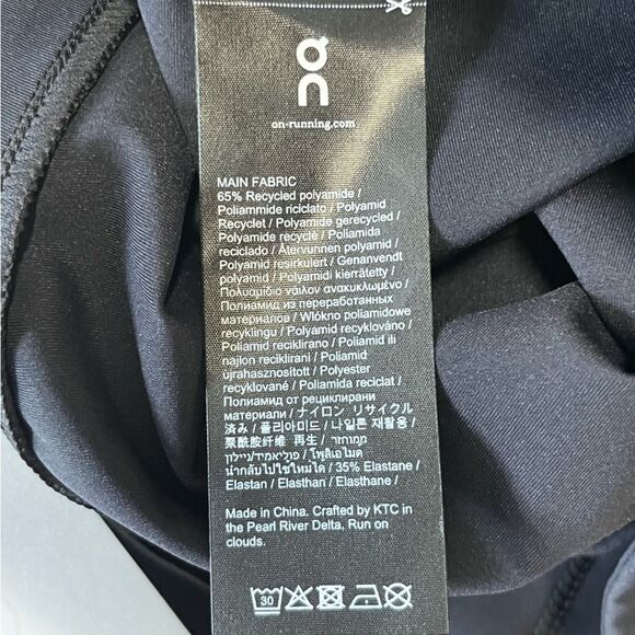 NWT On Cloud | Women’s Black Running Active Shorts Two in One Size Large - Picture 7 of 8